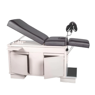 Cama de exploración con pierneras